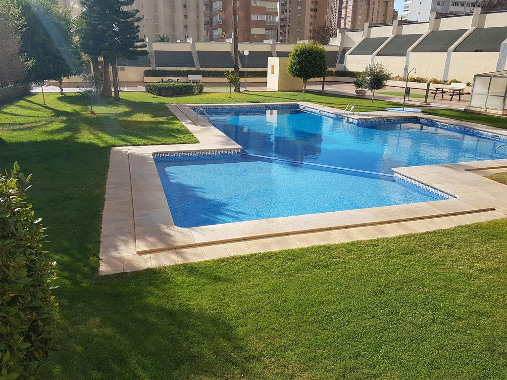 Gemelos 20 *